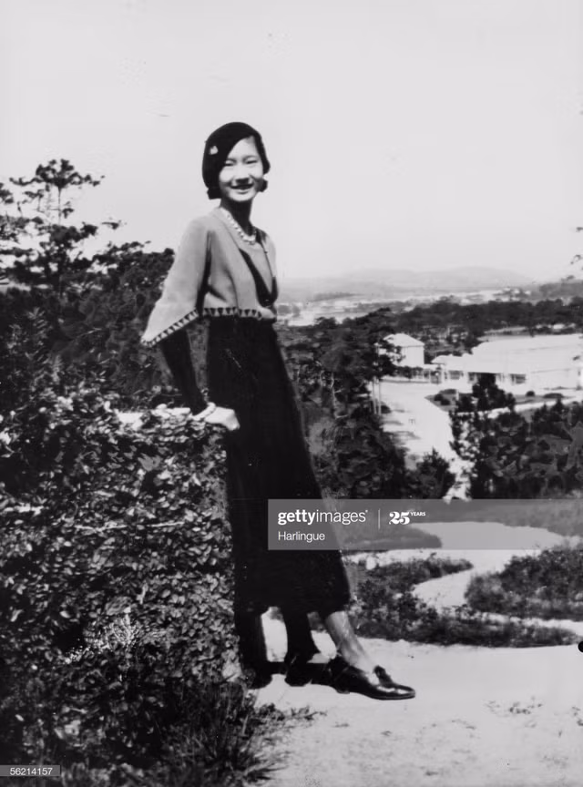 He lo nhung buc anh it biet ve Nam Phuong Hoang hau