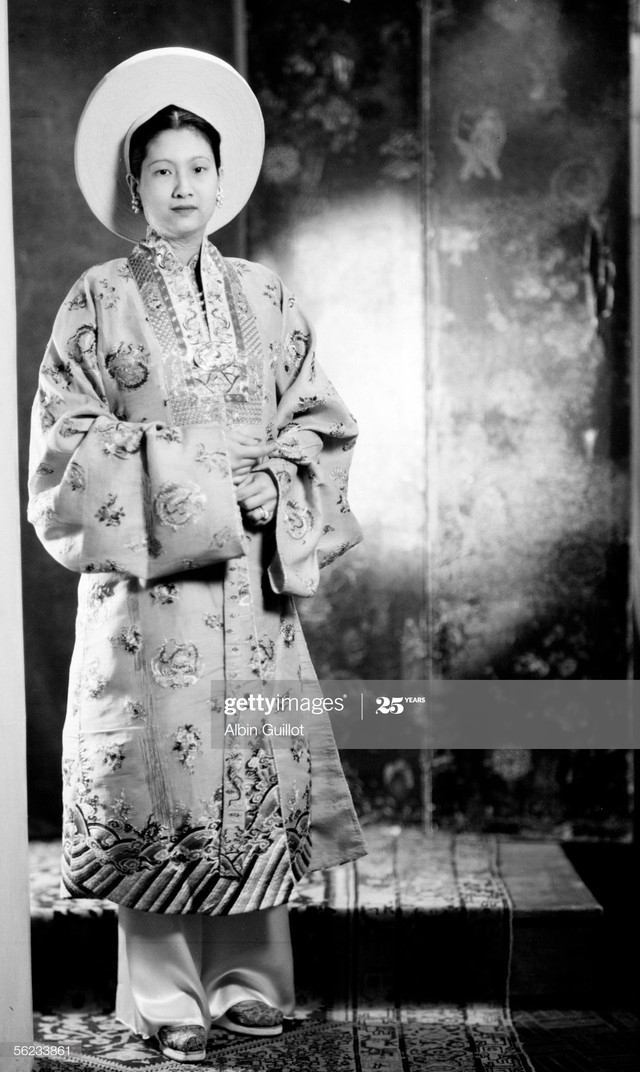 He lo nhung buc anh it biet ve Nam Phuong Hoang hau-Hinh-6