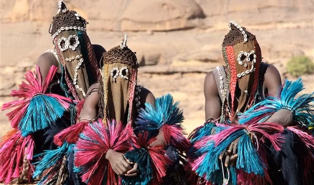 Kinh ngac bo toc “ngoai hanh tinh” co that tren Trai dat