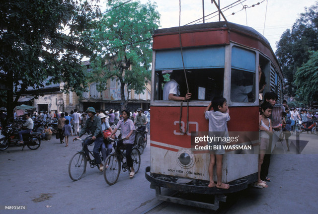 Cuộc sống nhộn nhịp của người dân Hà Nội năm 1989 - Hình 2 Cuoc song nhon nhip cua nguoi dan Ha Noi nam 1989-Hinh-2
