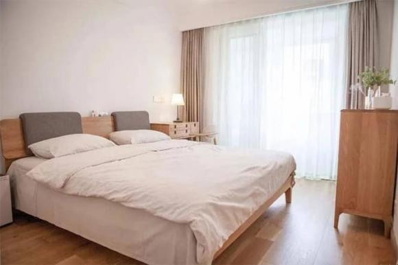 Lưu ý 2 hướng cấm kỵ khi kê giường, khó giàu nổi Luu y 2 huong cam ky khi ke giuong, kho giau noi