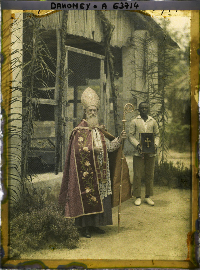 Ảnh màu cực hiếm về vùng đất Dahomey huyền thoại năm 1930 (2) - Hình 3 Anh mau cuc hiem ve vung dat Dahomey huyen thoai nam 1930 (2)-Hinh-3