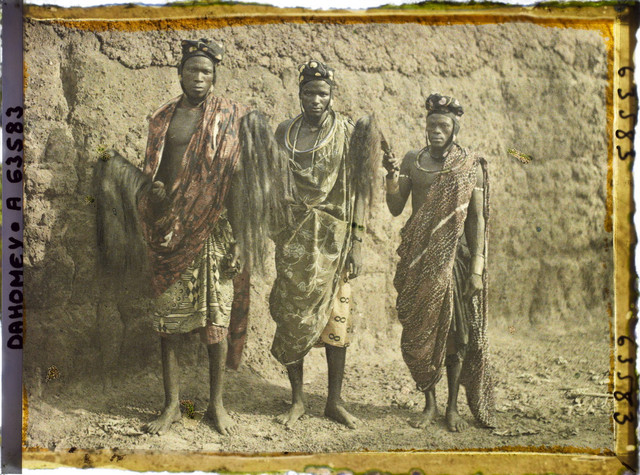 Ảnh màu cực hiếm về vùng đất Dahomey huyền thoại năm 1930 (2) - Hình 18 Anh mau cuc hiem ve vung dat Dahomey huyen thoai nam 1930 (2)-Hinh-18