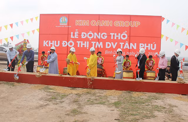 Tong Cong ty xuat nhap khau Binh Duong truc loi hang nghin ti tu dat vang 43ha?