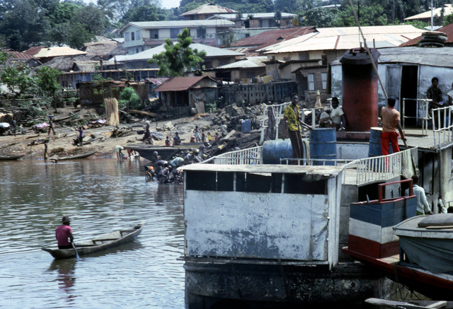 Loat anh kho quen ve dat nuoc Nigeria nam 1980-Hinh-3