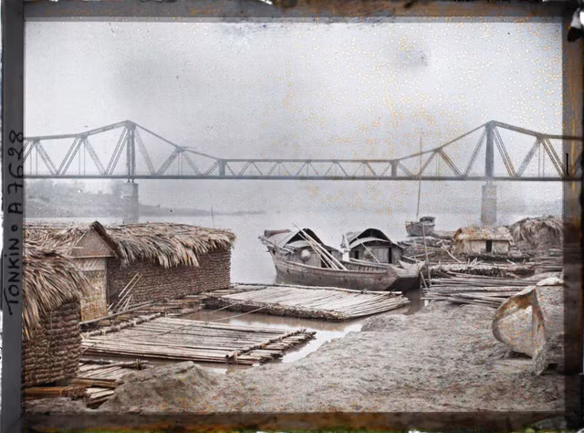 Loat anh kho quen ve song Hong va cau Long Bien nam 1915-Hinh-9