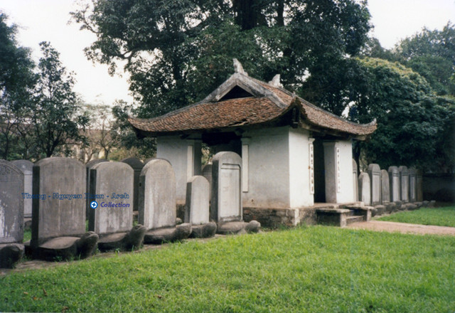 Nét mộc mạc về Hồ Gươm và Văn Miếu - Quốc Tử Giám năm 1991 - Hình 11 Net moc mac ve Ho Guom va Van Mieu - Quoc Tu Giam nam 1991-Hinh-11