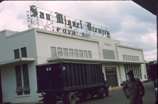 Cuộc sống nhộn nhịp ở Thủ đô của Philippines năm 1954 - Hình 20 Cuoc song nhon nhip o Thu do cua Philippines nam 1954-Hinh-20