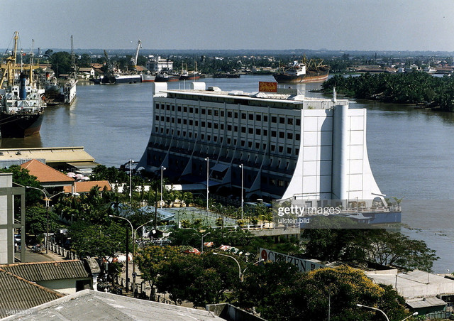 Loạt ảnh xuất sắc đặc tả 3 miền Việt Nam năm 1995 - Hình 5 Loat anh xuat sac dac ta 3 mien Viet Nam nam 1995-Hinh-5