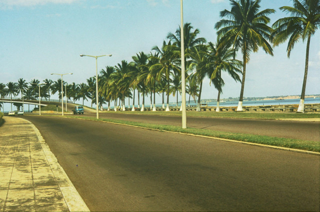 Mozambique năm 1979-1982 qua loạt ảnh sống động Mozambique nam 1979-1982 qua loat anh song dong