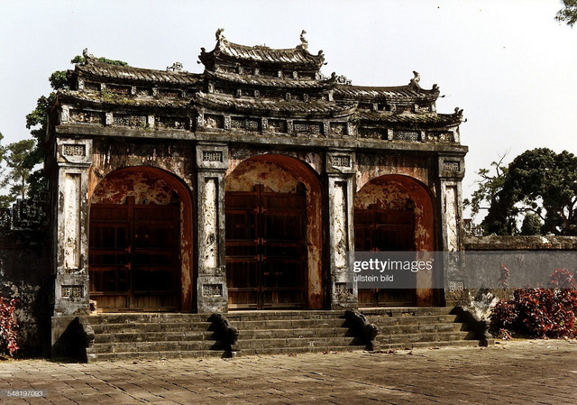 Hành trình xuyên Việt năm 1995 qua loạt ảnh đẹp mỹ mãn - Hình 10 Hanh trinh xuyen Viet nam 1995 qua loat anh dep my man-Hinh-10