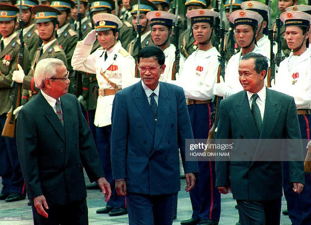 Hình ảnh Thủ tướng Võ Văn Kiệt với các chính khách quốc tế - Hình 5 Hinh anh Thu tuong Vo Van Kiet voi cac chinh khach quoc te-Hinh-5