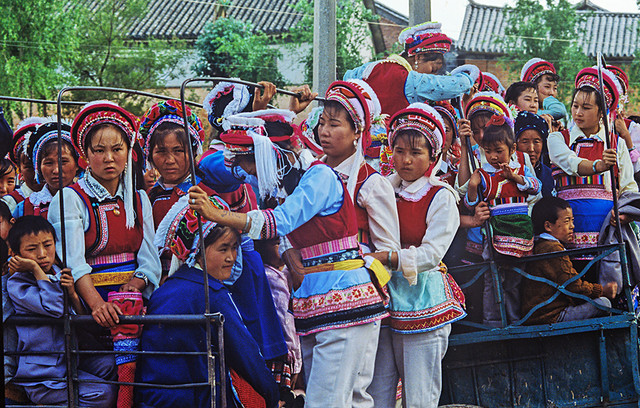 Cuoc song thu vi o Van Nam, Trung Quoc nam 1992 qua loat anh quy-Hinh-3