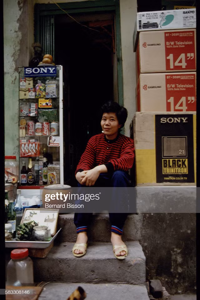 Ha Noi nam 1993 nhon nhip voi loat anh quy-Hinh-12