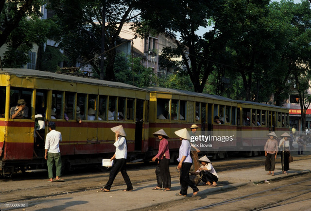 Những hình ảnh không quên về Hà Nội thời bao cấp - Hình 4 Nhung hinh anh khong quen ve Ha Noi thoi bao cap-Hinh-4