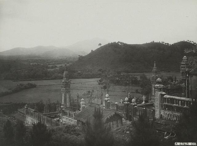 Ảnh hiếm về công trường xây dựng lăng Khải Định - Hình 5 Anh hiem ve cong truong xay dung lang Khai Dinh-Hinh-5