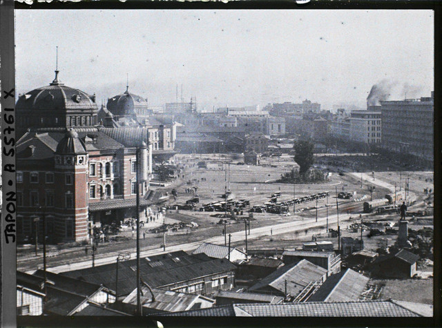 Khám phá Tokyo năm 1926 cực bình yên qua loạt ảnh màu người Pháp - Hình 4 Kham pha Tokyo nam 1926 cuc binh yen qua loat anh mau nguoi Phap-Hinh-4