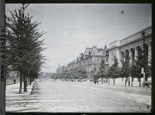 Khám phá Tokyo năm 1926 cực bình yên qua loạt ảnh màu người Pháp - Hình 10 Kham pha Tokyo nam 1926 cuc binh yen qua loat anh mau nguoi Phap-Hinh-10