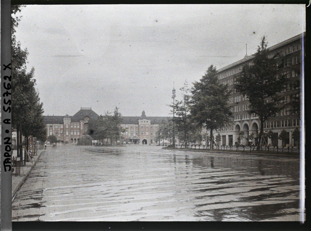 Khám phá Tokyo năm 1926 cực bình yên qua loạt ảnh màu người Pháp - Hình 5 Kham pha Tokyo nam 1926 cuc binh yen qua loat anh mau nguoi Phap-Hinh-5