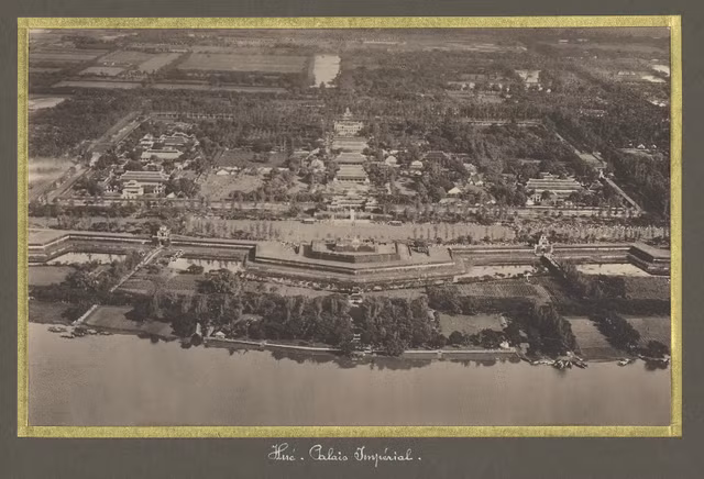 Anh hiem ve Hoang thanh Hue thoi con nguyen ven