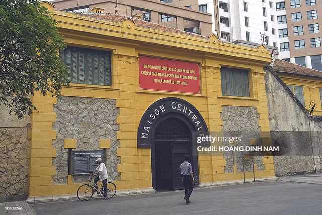 Cuoc song nhon nhip cua Ha Noi tron 20 nam truoc-Hinh-3