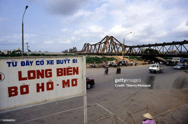 Hà Nội năm 1997 mộc mạc qua loạt ảnh quý của người Bỉ Ha Noi nam 1997 moc mac qua loat anh quy cua nguoi Bi