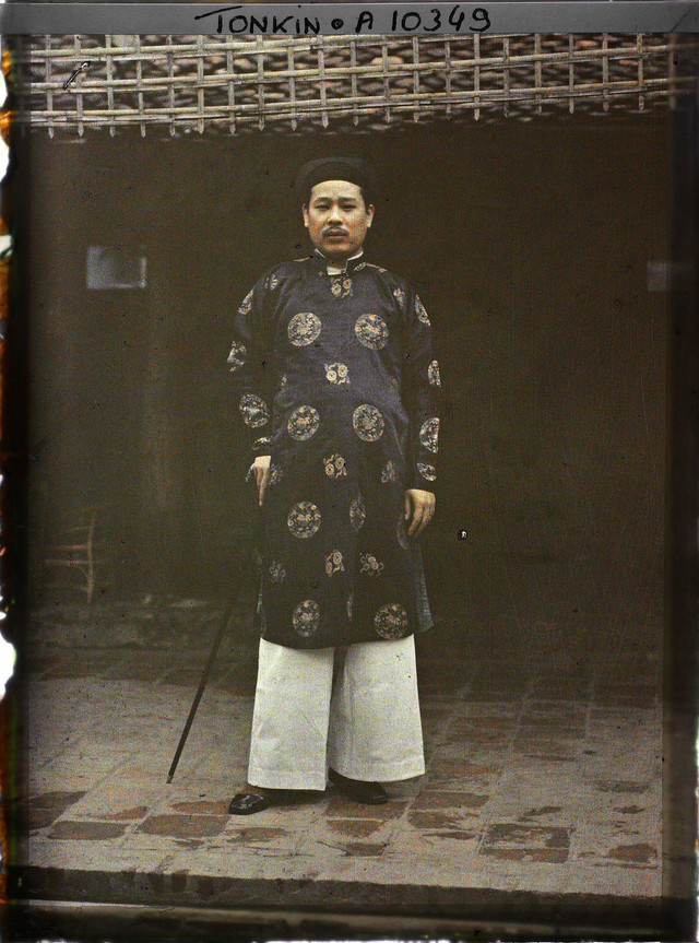 Loạt ảnh chân dung lý thú của người Việt những năm 1914-1918 - Hình 4 Loat anh chan dung ly thu cua nguoi Viet nhung nam 1914-1918-Hinh-4