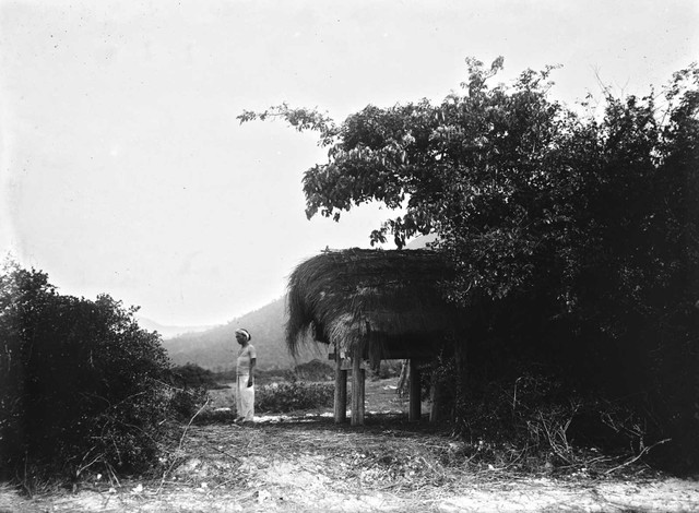 Hành trình xuyên Quốc lộ 1 năm 1898 qua loạt ảnh hiếm - Hình 17 Hanh trinh xuyen Quoc lo 1 nam 1898 qua loat anh hiem-Hinh-17