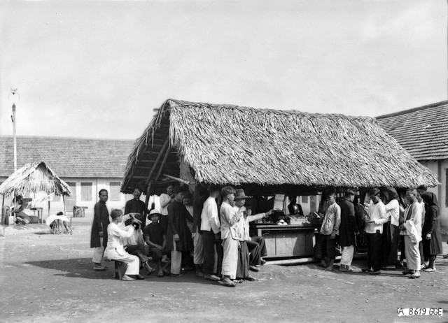 Thêm những hình ảnh độc lạ xuất khẩu lao động ở Hải Phòng thập niên 1920 Them nhung hinh anh doc la xuat khau lao dong o Hai Phong thap nien 1920