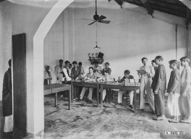 Thêm những hình ảnh độc lạ xuất khẩu lao động ở Hải Phòng thập niên 1920 - Hình 7 Them nhung hinh anh doc la xuat khau lao dong o Hai Phong thap nien 1920-Hinh-7