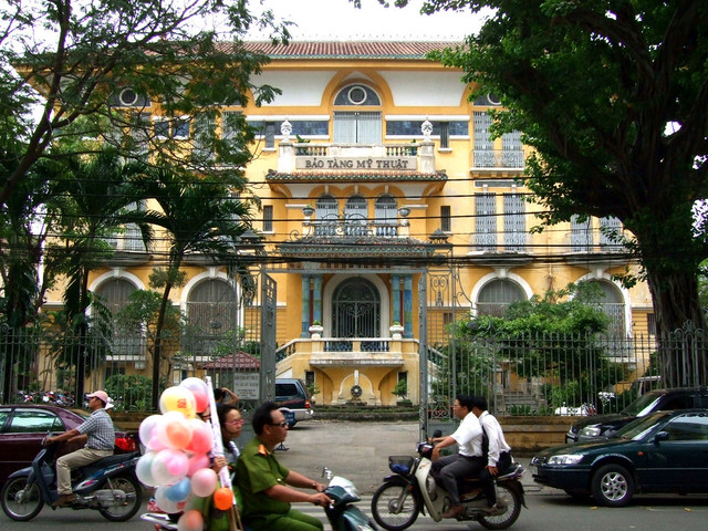 Ngắm báu vật kiến trúc của Sài Gòn xưa - Bảo tàng Mỹ thuật TP.HCM Ngam bau vat kien truc cua Sai Gon xua - Bao tang My thuat TP.HCM