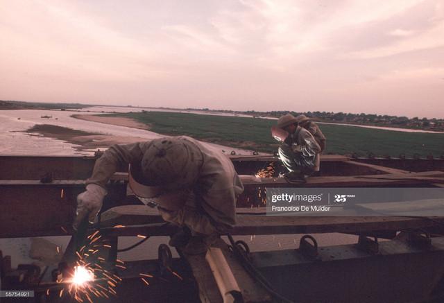 Loạt ảnh 'chất lừ' của người Hà Nội năm 1989 - Hình 3 Loat anh 'chat lu' cua nguoi Ha Noi nam 1989-Hinh-3