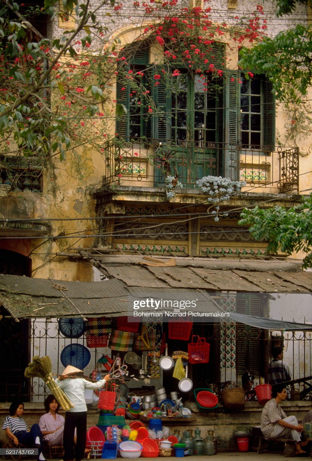 Cuộc sống cực nhộn nhịp ở Hà Nội năm 1991 qua ảnh - Hình 6 Cuoc song cuc nhon nhip o Ha Noi nam 1991 qua anh-Hinh-6