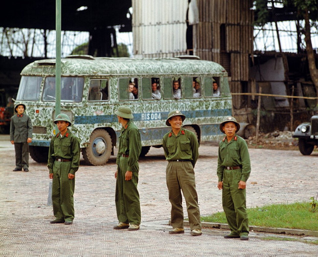 Những hình ảnh khó quên ở miền Bắc Việt Nam năm 1973 - Hình 10 Nhung hinh anh kho quen o mien Bac Viet Nam nam 1973-Hinh-10