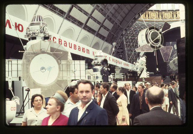 Cuộc triển lãm hàng không vũ trụ ở Moscow năm 1969 đầy bất ngờ - Hình 6 Cuoc trien lam hang khong vu tru o Moscow nam 1969 day bat ngo-Hinh-6