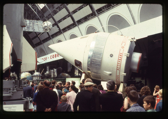 Cuộc triển lãm hàng không vũ trụ ở Moscow năm 1969 đầy bất ngờ - Hình 2 Cuoc trien lam hang khong vu tru o Moscow nam 1969 day bat ngo-Hinh-2