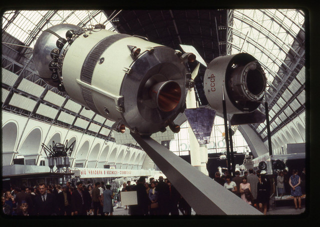 Cuộc triển lãm hàng không vũ trụ ở Moscow năm 1969 đầy bất ngờ - Hình 8 Cuoc trien lam hang khong vu tru o Moscow nam 1969 day bat ngo-Hinh-8