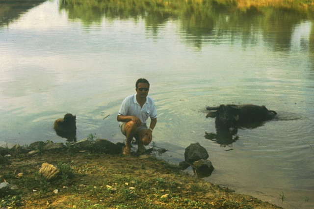 Anh hiem nguoi Tay trai nghiem cuoc song o nong thon Viet Nam thap nien 1970-Hinh-2