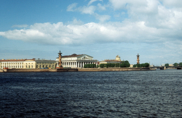 Những địa điểm nổi tiếng ở Leningrad năm 1977 qua loạt ảnh hiếm Nhung dia diem noi tieng o Leningrad nam 1977 qua loat anh hiem