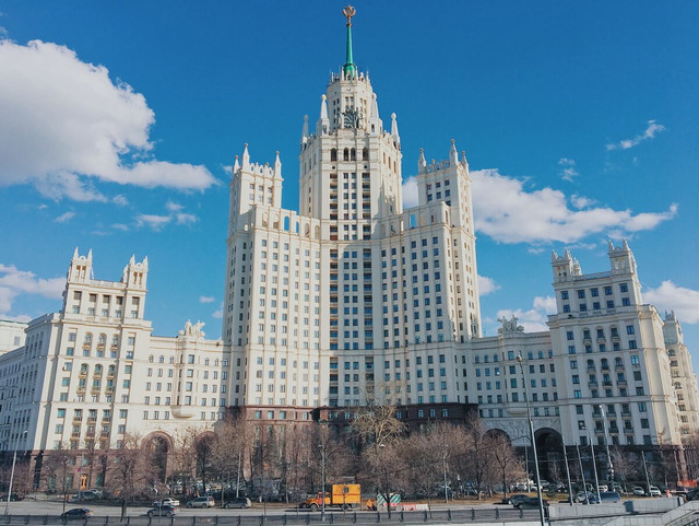 Ngắm nhìn 7 công trình kiến trúc kỳ vĩ thời Stalin ở Moscow - Hình 12 Ngam nhin 7 cong trinh kien truc ky vi thoi Stalin o Moscow-Hinh-12