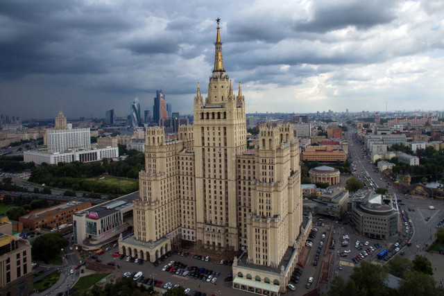 Ngắm nhìn 7 công trình kiến trúc kỳ vĩ thời Stalin ở Moscow - Hình 13 Ngam nhin 7 cong trinh kien truc ky vi thoi Stalin o Moscow-Hinh-13