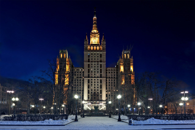 Ngắm nhìn 7 công trình kiến trúc kỳ vĩ thời Stalin ở Moscow - Hình 14 Ngam nhin 7 cong trinh kien truc ky vi thoi Stalin o Moscow-Hinh-14