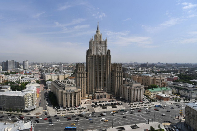 Ngắm nhìn 7 công trình kiến trúc kỳ vĩ thời Stalin ở Moscow - Hình 7 Ngam nhin 7 cong trinh kien truc ky vi thoi Stalin o Moscow-Hinh-7