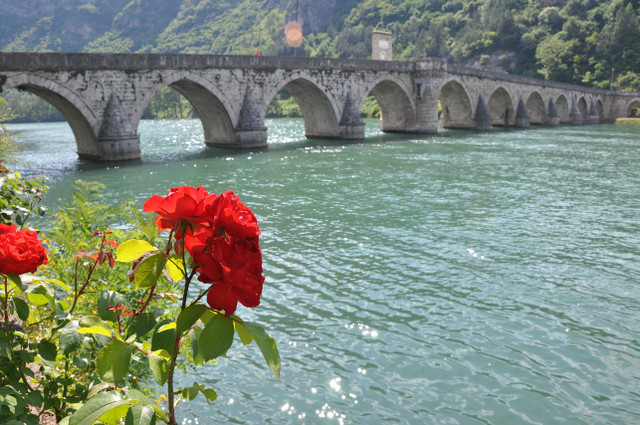 Cầu Mehmed Pasa Sokolovic mang đậm phong cách kiến trúc Ottoman - Hình 8 Cau Mehmed Pasa Sokolovic mang dam phong cach kien truc Ottoman-Hinh-8