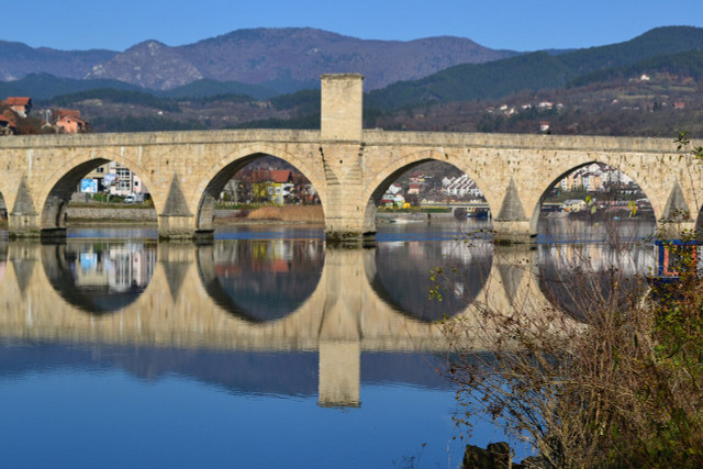 Cầu Mehmed Pasa Sokolovic mang đậm phong cách kiến trúc Ottoman - Hình 13 Cau Mehmed Pasa Sokolovic mang dam phong cach kien truc Ottoman-Hinh-13