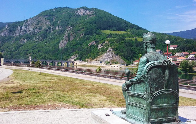 Cầu Mehmed Pasa Sokolovic mang đậm phong cách kiến trúc Ottoman - Hình 2 Cau Mehmed Pasa Sokolovic mang dam phong cach kien truc Ottoman-Hinh-2