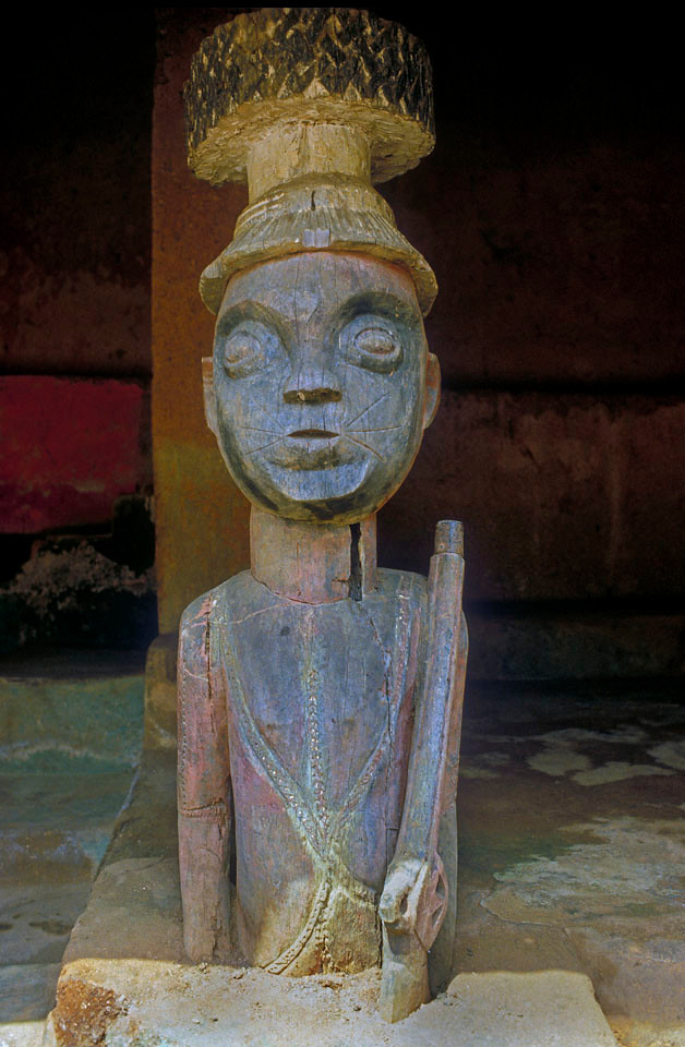 Những khoảnh khắc sinh động ở Nigeria năm 1982 qua loạt ảnh quý - Hình 13 Nhung khoanh khac sinh dong o Nigeria nam 1982 qua loat anh quy-Hinh-13