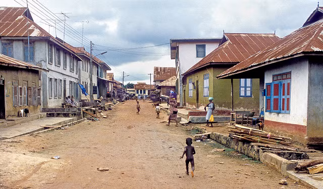 Nhung khoanh khac sinh dong o Nigeria nam 1982 qua loat anh quy-Hinh-10