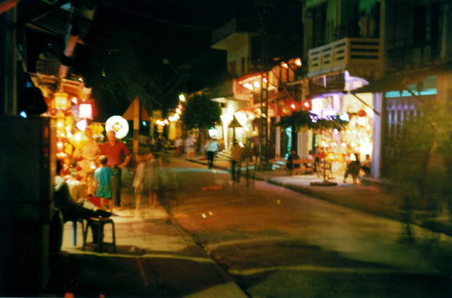 Việt Nam tròn 20 năm trước qua loạt hình ảnh đặc biệt - Hình 2 Viet Nam tron 20 nam truoc qua loat hinh anh dac biet-Hinh-2