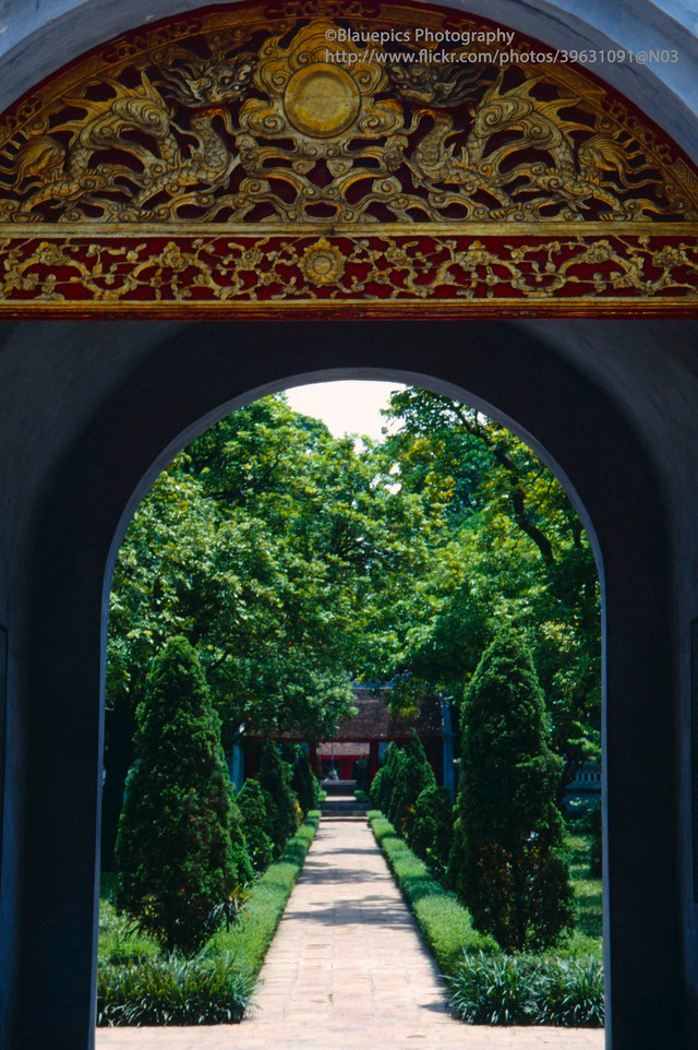 Loạt ảnh sinh động về Hà Nội năm 1998 vừa được công bố - Hình 10 Loat anh sinh dong ve Ha Noi nam 1998 vua duoc cong bo-Hinh-10